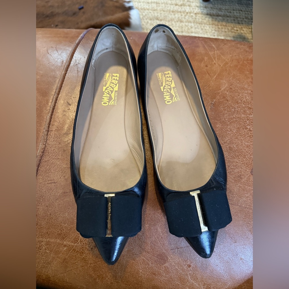 Salvatore Ferragamo Black Leather Flats with Bow Accent